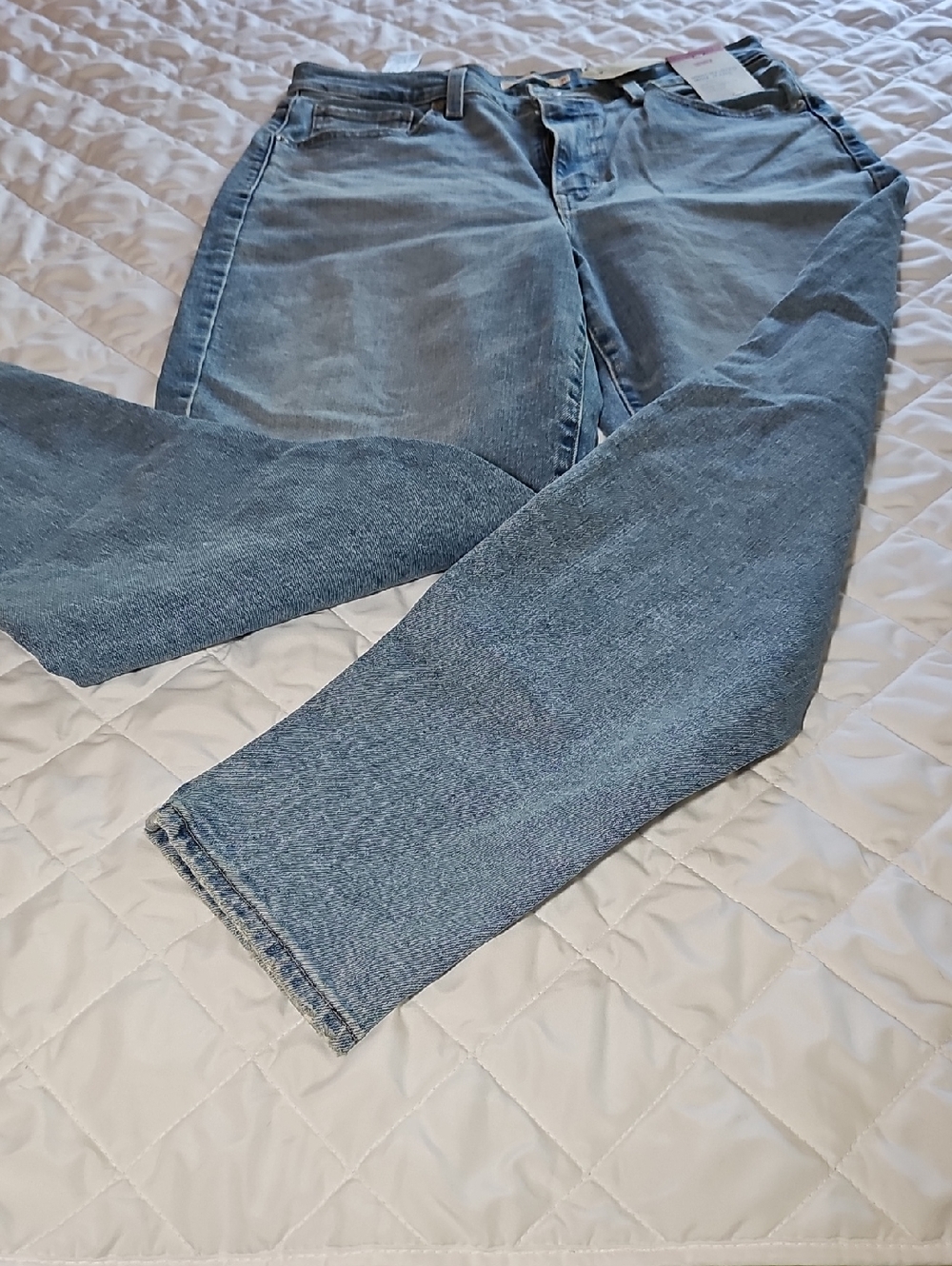 Levi's High-Waisted Mom Jeans in Light Blue Denim